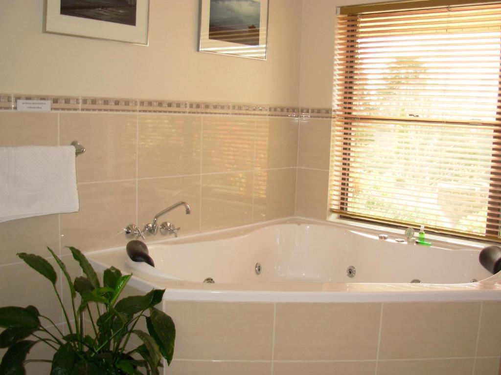 Bathurst Heights Bed & Breakfast Room photo